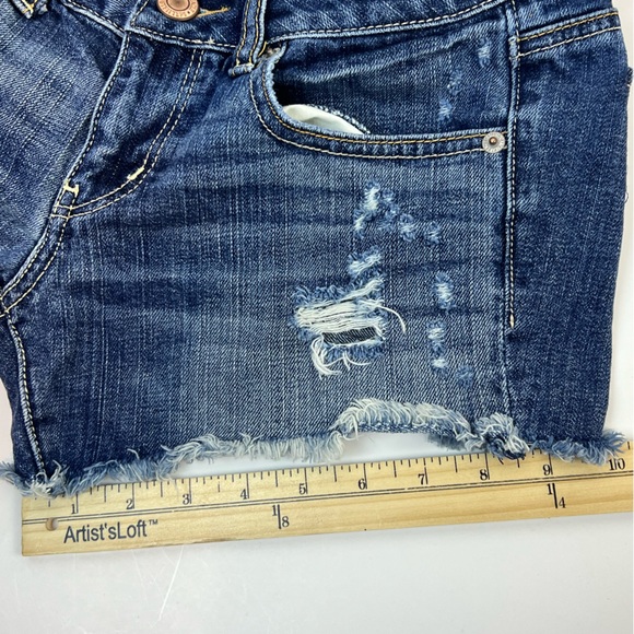 American Eagle Short Womens 2 Medium Wash 3” Low Rise Distress Y2K Summer Casual - Picture 8 of 10